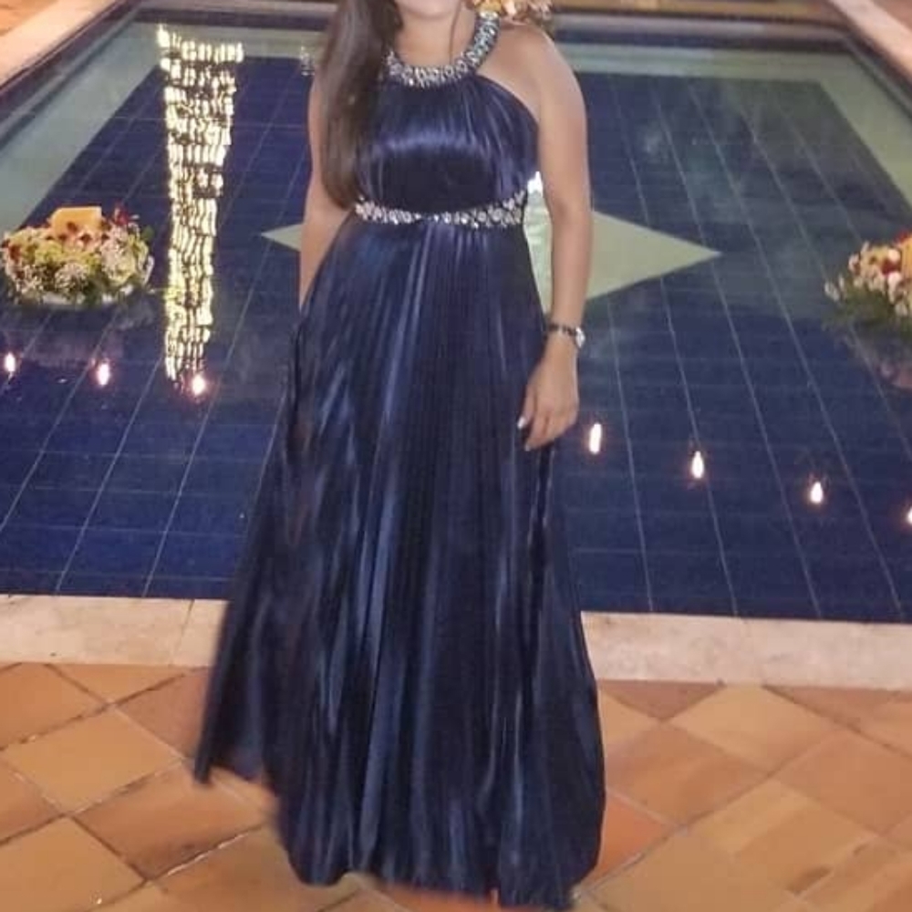 Dress - Picture 5 of 5